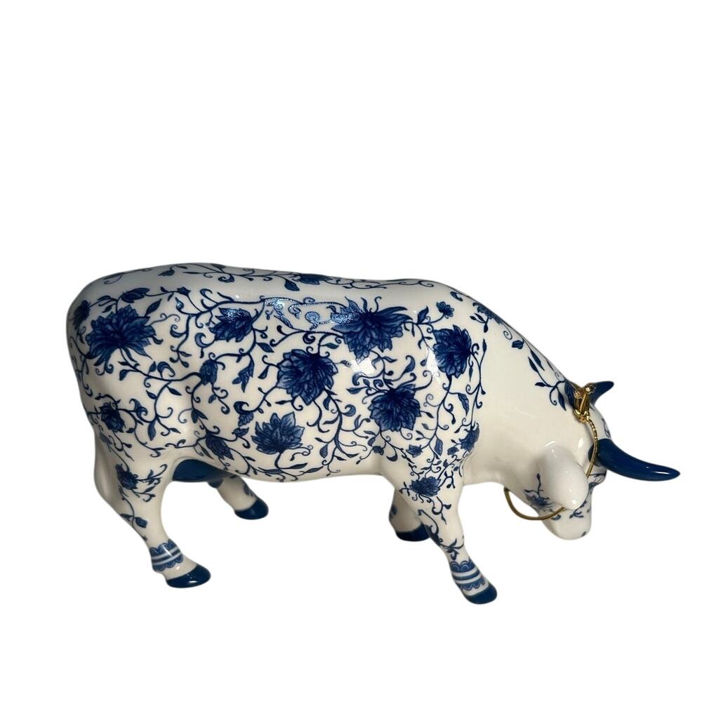COW PARADE China Cow, #9167, 2000 Blue and White Floral Box/Tag Vintage